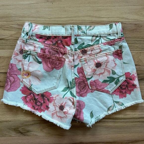 NWT Driftwood Goldie Floral Denim Shorts - Women’s Size 24 - Raw Hem - Boho - Picture 8 of 8